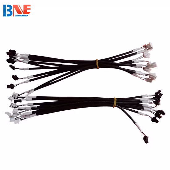 Cavi automobilistici con connettore Molex per cablaggio automobilistico medico industriale elettrico personalizzato Cablaggio per blocco fusibili da 10 AMP